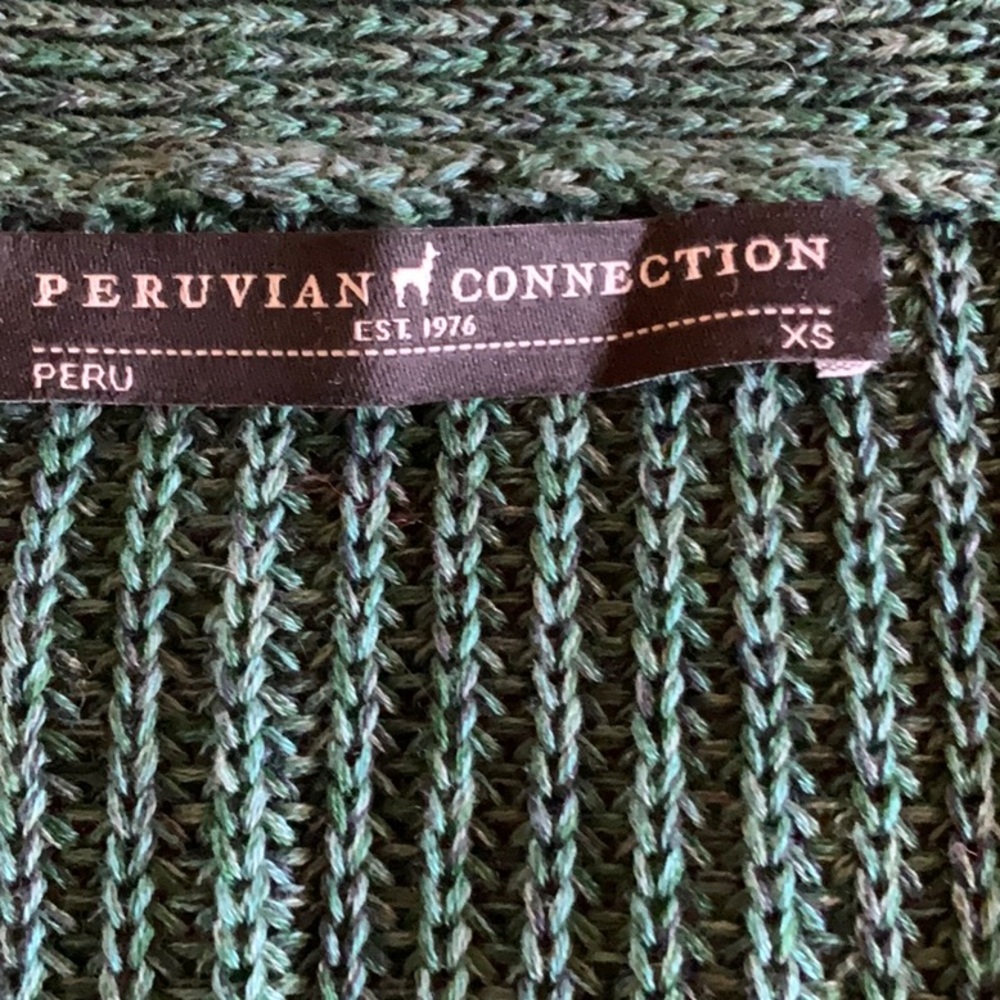Peruvian Connection Forest Green cropped Cardigan - Picture 2 of 5
